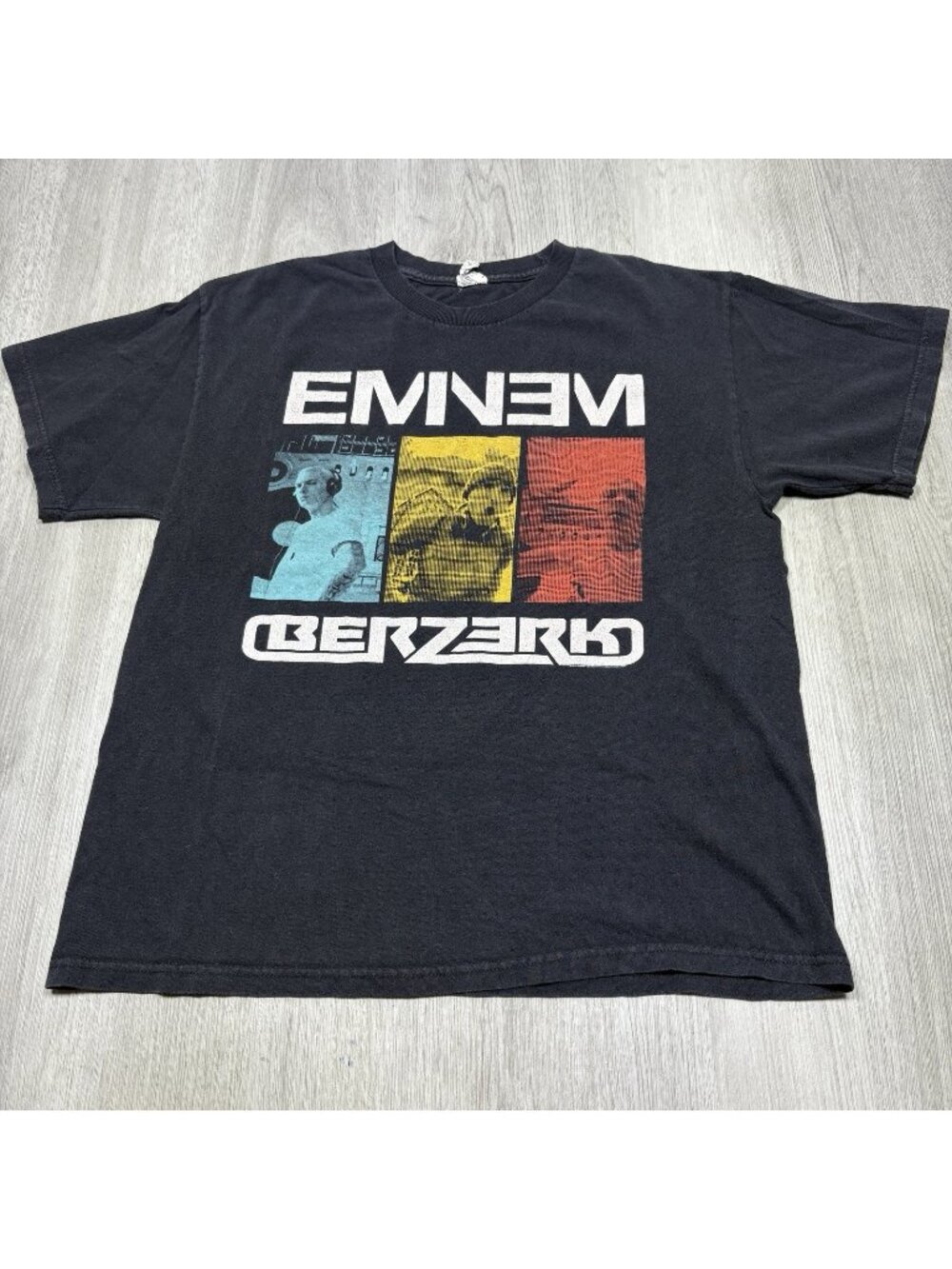 Vintage Eminem Rap Tee Berzerk 2013 VTG Shirt Mens Size Large